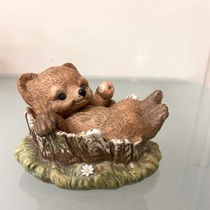 Vintage HOMCO HOME INTERIORS Signed Masterpiece Collection Porcelain Bear Cub